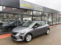 Neu Renault Clio V Evolution 91 PS (66 kW) 2025 Grau Limousine