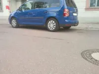 Gebraucht VW Touran 140 PS (102 kW) 2010 Blau Van / Kleinbus
