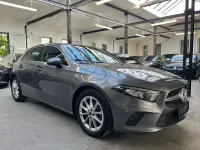 Gebraucht Mercedes A180 136 PS (100 kW) 2021 Grau Limousine