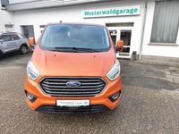 Gebraucht Ford Tourneo Titanium 150 PS (110 kW) 2023 Orange Van / Kleinbus