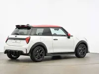 Gebraucht Mini John Cooper Works 156 PS (114 kW) 2024 Weiß Kleinwagen