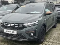 Neu Dacia Jogger Extreme 110 PS (80 kW) 2025 Safarigrüngrau Van / Kleinbus