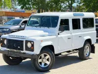 Gebraucht Land Rover Defender 122 PS (89 kW) 2012 Weiß Kombi