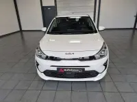 Gebraucht Kia Rio Vision 101 PS (74 kW) 2023 Weiß Limousine