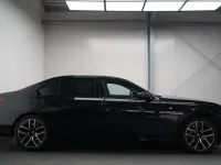 Gebraucht BMW 740 M Sport 299 PS (219 kW) 2024 Schwarz Limousine
