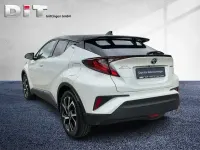 Gebraucht Toyota C-HR Plus 122 PS (89 kW) 2020 Novaweiß perleffekt / dach schwarz SUV