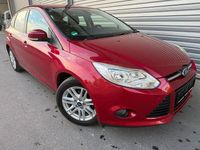 Gebraucht Ford Focus SYNC Edition 101 PS (74 kW) 2014 Rot Limousine