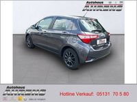 Gebraucht Toyota Yaris Comfort 69 PS (50 kW) 2017 Marlingrau metallic (metallic) Kleinwagen