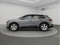 Neu Audi Q4 e-tron Basis 150 kW (204 PS) 2025 Grau (kieselgrau) SUV