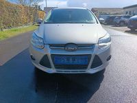 Gebraucht Ford Focus Trend 125 PS (91 kW) 2012 Silber Kombi