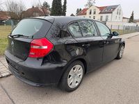 Gebraucht BMW 116 122 PS (89 kW) 2009 Schwarz Kleinwagen