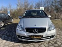 Gebraucht Mercedes A160 95 PS (69 kW) 2011 Polarsilber  metalliclack Kleinwagen