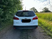 Gebraucht Ford Focus 125 PS (91 kW) 2018 Weiß Kombi