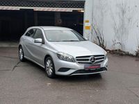 Gebraucht Mercedes A180 122 PS (89 kW) 2013 Silber Limousine