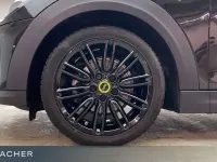 Gebraucht Mini Cooper SE 135 kW (184 PS) 2023 Schwarz Kleinwagen