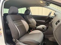 Gebraucht VW Polo 69 PS (50 kW) 2013 Weiß Kleinwagen