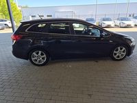 Second-hand Kia Ceed 128 CP (94 kW) 2013 Negru Hatchback