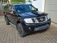 Gebraucht Nissan Navara XE 190 PS (139 kW) 2012 Schwarz Pickup