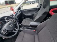 Gebraucht Skoda Rapid Elegance 90 PS (66 kW) 2013 Weiß Kleinwagen