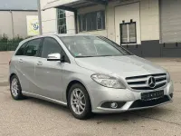 Gebraucht Mercedes B180 122 PS (89 kW) 2012 Silber Kleinwagen