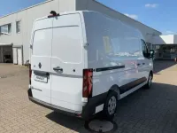 Gebraucht Renault Master 131 PS (96 kW) 2025 Mineralweiß Van
