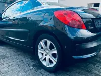 Gebraucht Peugeot 207 CC 120 PS (88 kW) 2009 Schwarz Cabrio