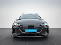 Gebraucht Audi e-tron Ambiente 369 kW (503 PS) 2022 Mythosschwarz metallic SUV