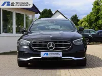 Gebraucht Mercedes E300 306 PS (225 kW) 2022 Obsidianschwarz Kombi