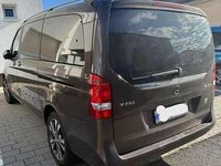 Gebraucht Mercedes V220 Edition 190 PS (139 kW) 2014 Braun Van / Kleinbus