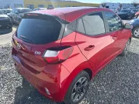 Neu Hyundai i10 77 PS (56 kW) 2025 (dragon red wr7) Kleinwagen
