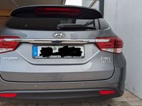 gebraucht Hyundai i40 1.7 CRDi 104kW blue Premium Premium