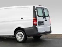 Gebraucht Mercedes Vito 163 PS (119 kW) 2024 Arktikweiß Van