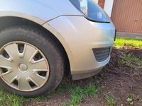 Gebraucht Ford Fiesta 69 PS (50 kW) 2007 Silber Kleinwagen