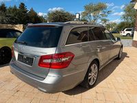 Gebraucht Mercedes E300 204 PS (150 kW) 2012 Silber Kombi