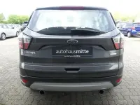Gebraucht Ford Kuga Trend 182 PS (133 kW) 2018 Grau SUV