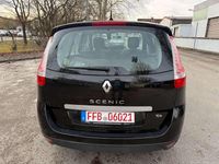 Gebraucht Renault Scénic III LIMITED 116 PS (85 kW) 2015 Schwarz Van / Kleinbus