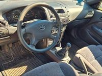 Usado Toyota Corolla 97 HP (71 kW) 2001 Prateado Sedan