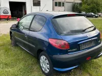 Gebraucht Peugeot 206 60 PS (44 kW) 2003 Blau Kleinwagen