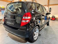 Gebraucht Mercedes A150 Classic 95 PS (69 kW) 2005 Schwarz Kleinwagen