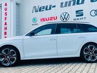 Gebraucht Skoda Octavia RS 245 PS (180 kW) 2023 Weiß Kombi