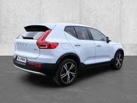Używany Volvo XC40 Core 163 KM (119 kW) 2025 Niebieski SUV