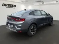 Gebraucht Renault Arkana Equilibre 140 PS (102 kW) 2023 Grau metallic SUV