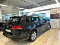 Gebraucht VW Golf VII Comfortline 105 PS (77 kW) 2014 Grau Kombi
