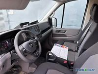 Gebraucht VW Crafter 177 PS (130 kW) 2024 Pure grey Van