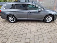 Gebraucht VW Passat Trendline 150 PS (110 kW) 2015 Grau Kombi