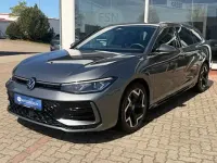 Gebraucht VW Passat R-line 193 PS (141 kW) 2025 Diabasgrau metallic Kombi