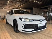 Gebraucht VW Passat R-line 272 PS (200 kW) 2024 Weiß Kombi