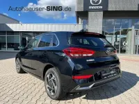 Neu Hyundai i30 140 PS (102 kW) 2025 Abyss black pearl Limousine