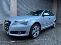 Gebraucht Audi A3 105 PS (77 kW) 2011 Silber Limousine