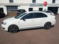 Używany Skoda Rapid Ambition 105 KM (77 kW) 2015 Biały Hatchback